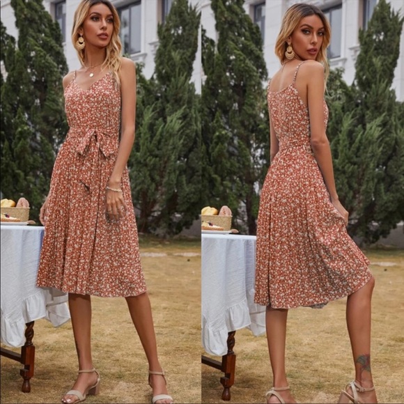 Boho floral pleated belted cami dress- Redwood - Picture 2 of 3